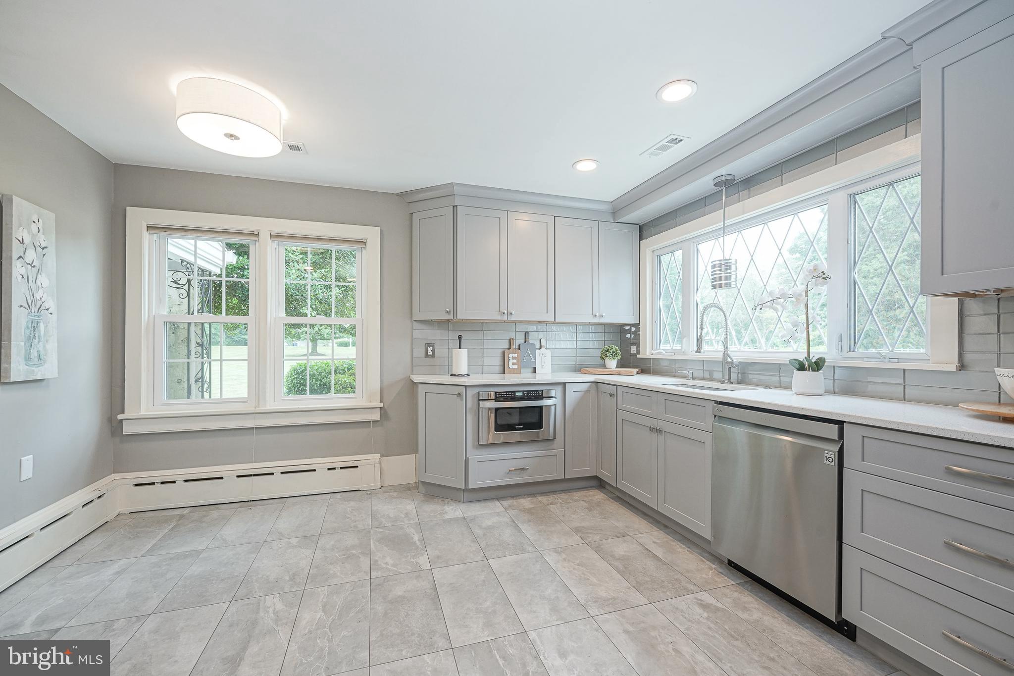 33 Bella Road Lumberton, NJ 08048 - Photo 13 of 65 Eat In Kitchen
