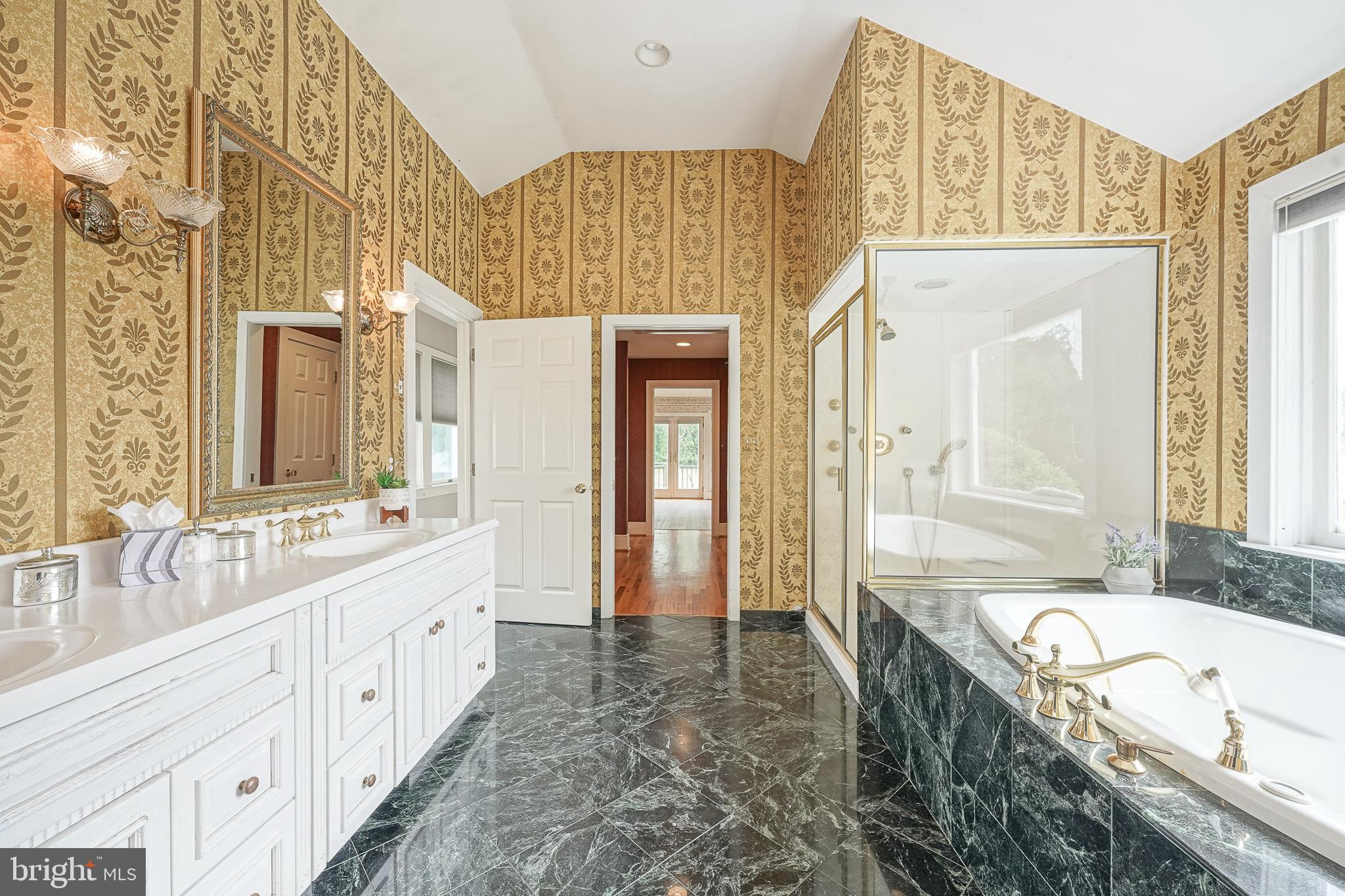 33 Bella Road Lumberton, NJ 08048 - Photo 22 of 65 Primary Bath