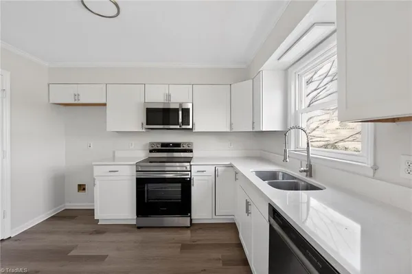 $389,900 | 256 Herronwood Drive, Graham, NC 27253