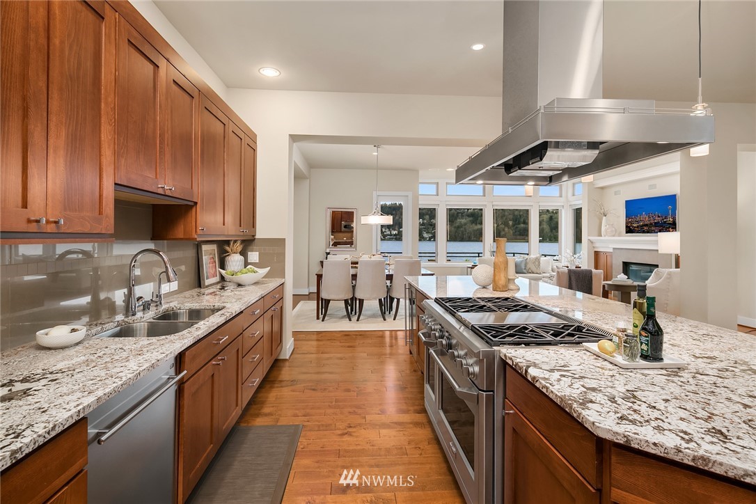 4217 Williams Avenue North Renton, WA 98056 - Photo 9 of 25 Gallery Image 9
