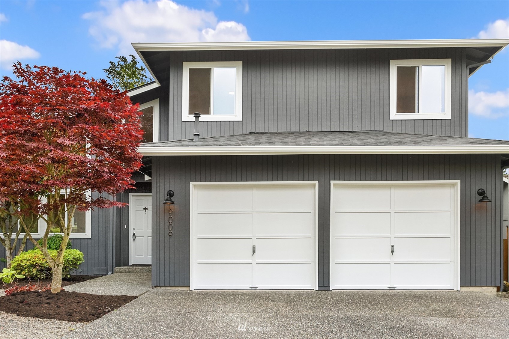 9009 Northeast 138th Place Kirkland, WA 98034 - Photo 30 of 30 a house with a outdoor space