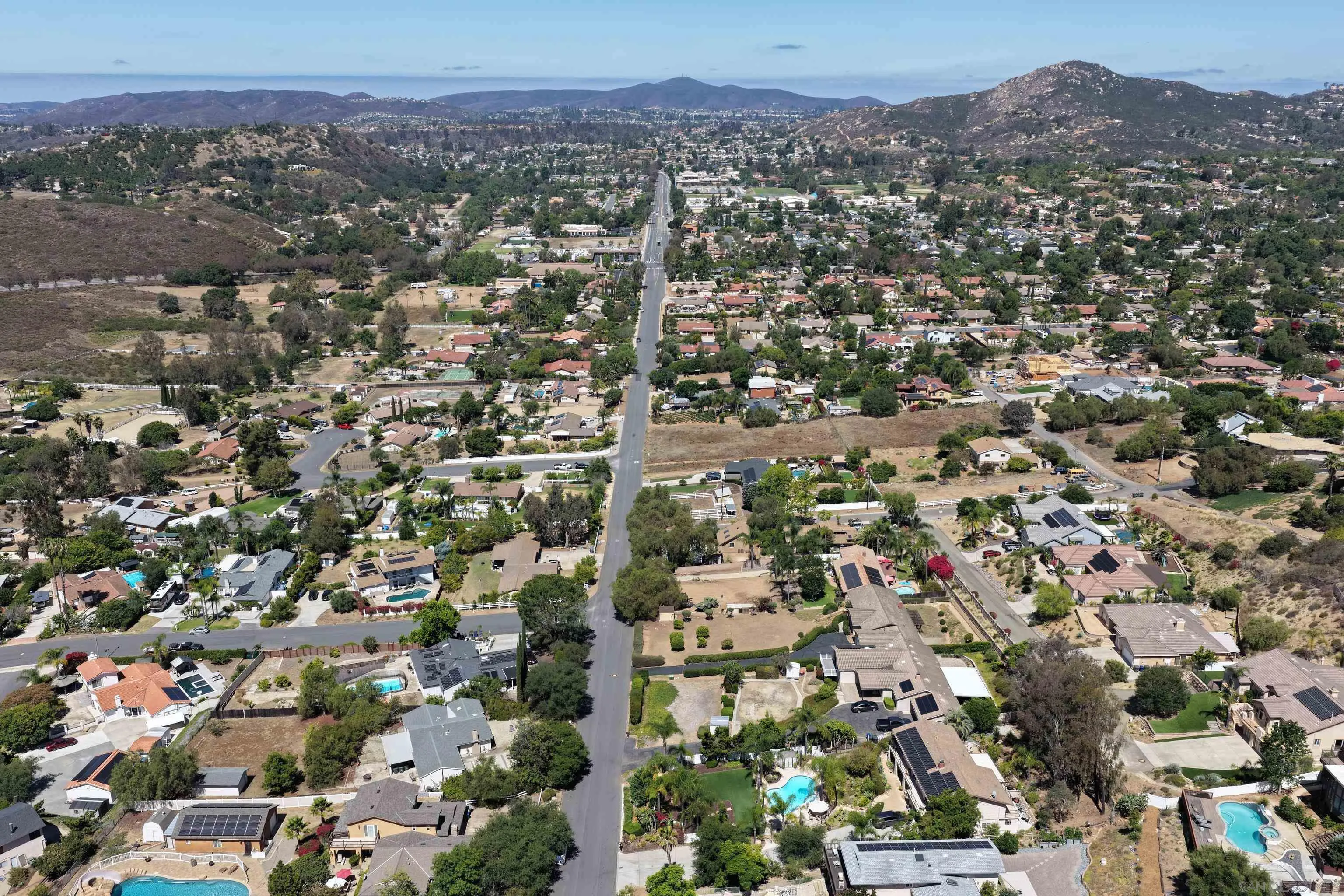 14444 Twin Peaks Road Poway, CA 92064 - Photo 19 of 40