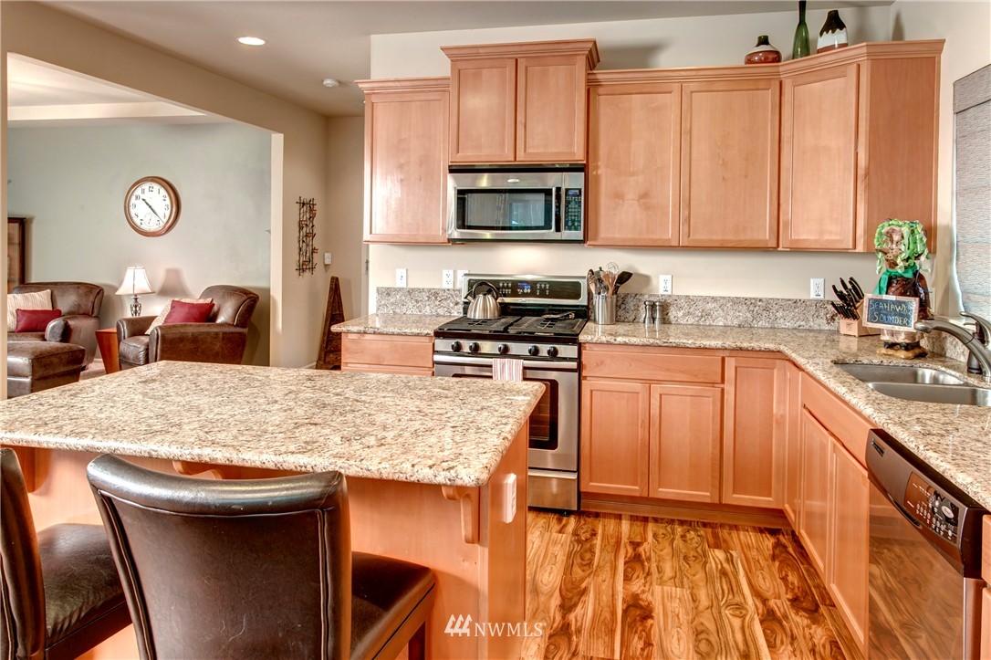604 194th Place Southeast Bothell, WA 98012 - Photo 12 of 25 Gallery Image 12