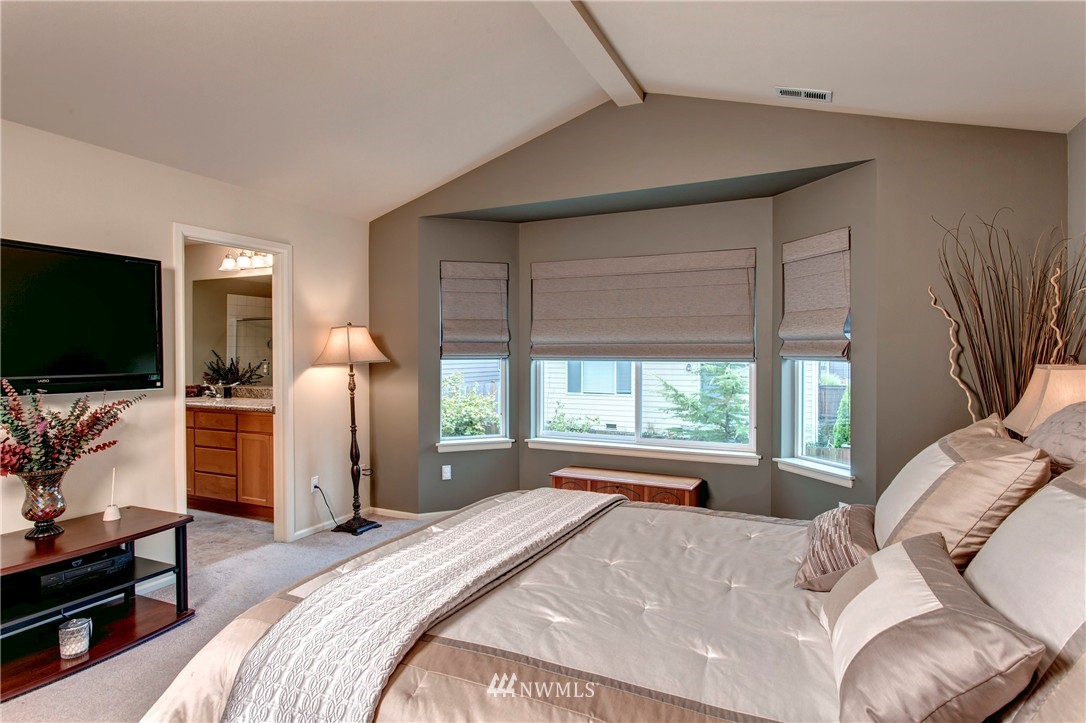 604 194th Place Southeast Bothell, WA 98012 - Photo 16 of 25 Gallery Image 16