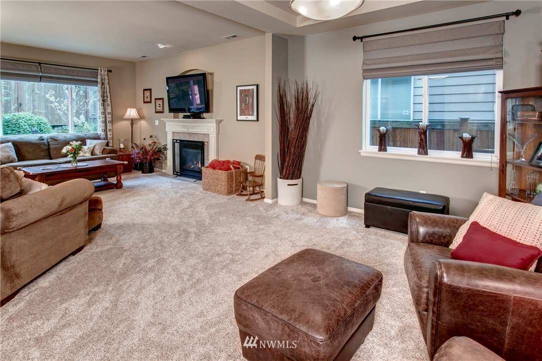 604 194th Place Southeast Bothell, WA 98012 - Photo 5 of 25 Gallery Image 5