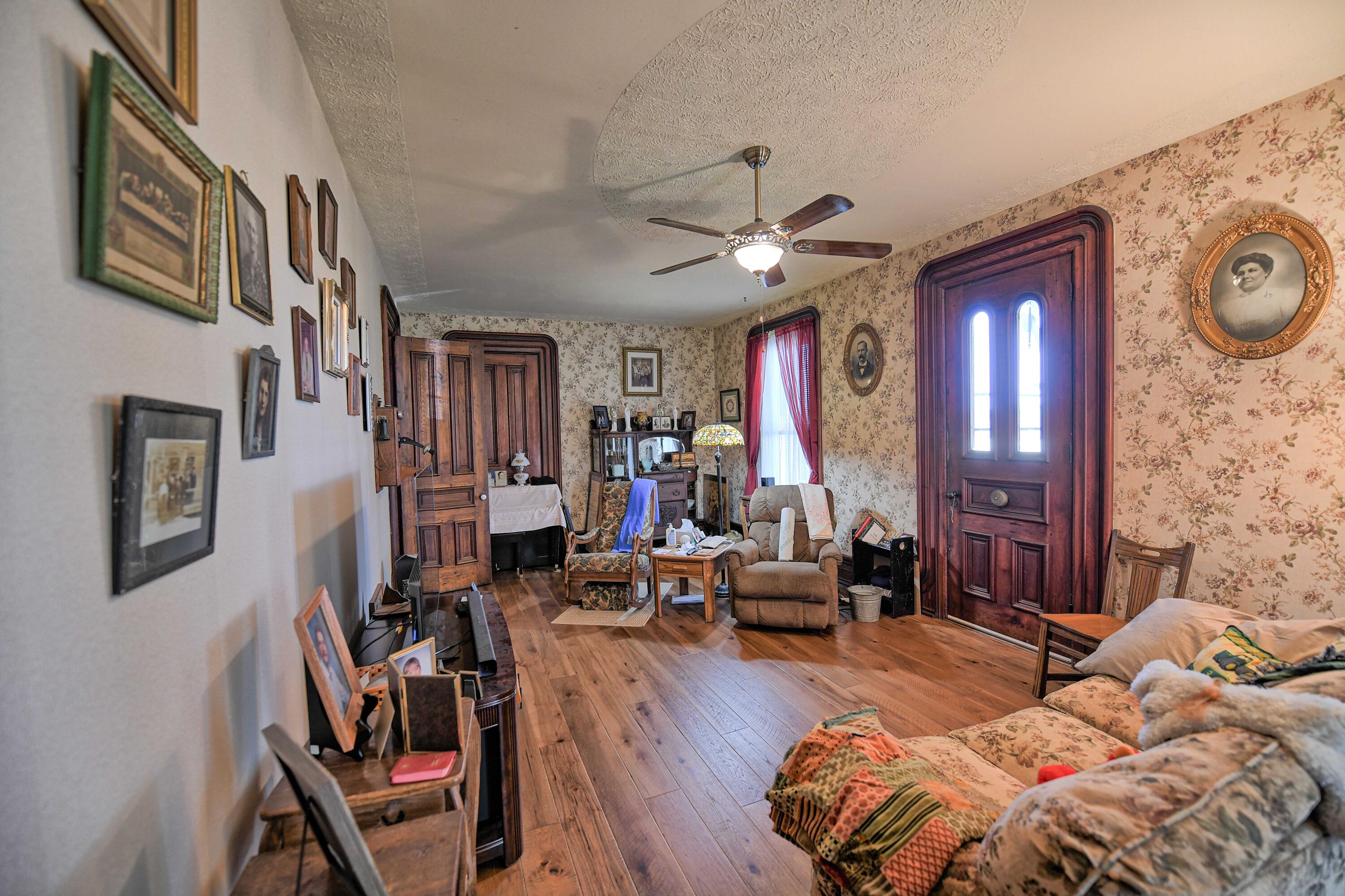 10099 Cutler Road Portland, MI 48875 - Photo 3 of 65 Living Room