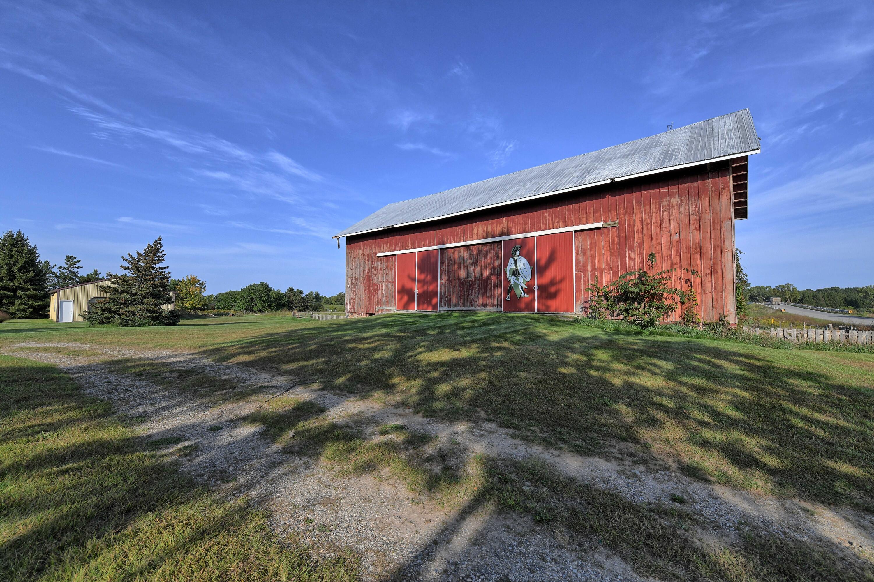10099 Cutler Road Portland, MI 48875 - Photo 38 of 65 Barn
