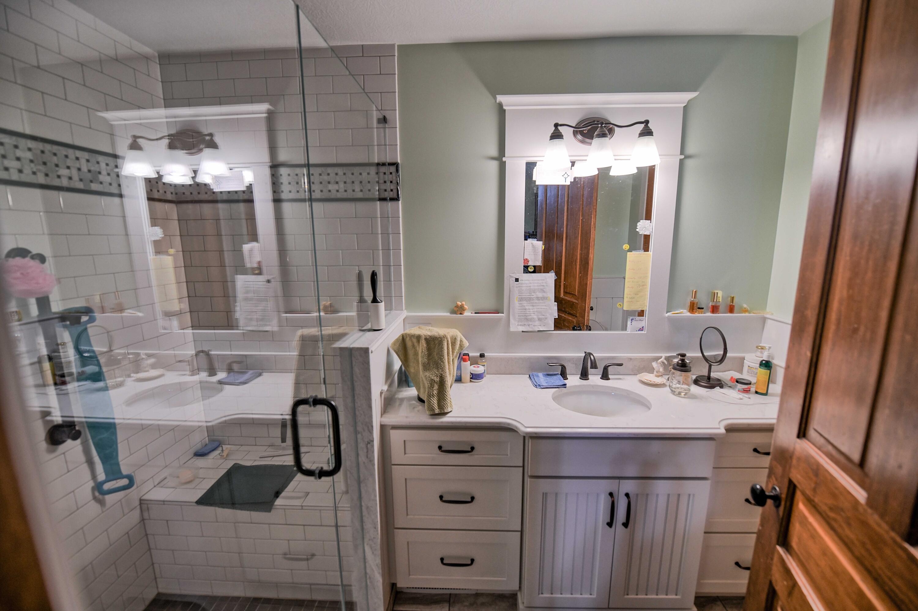 10099 Cutler Road Portland, MI 48875 - Photo 9 of 65 Full Bath