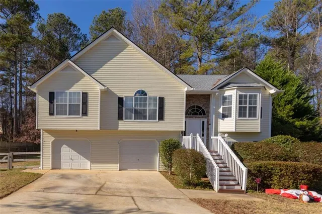 $325,000 | 121 Lester Road, Douglasville, GA 30134