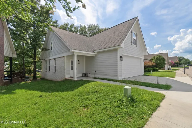 $259,900 | 46 Bridgefield Court, Hattiesburg, MS 39402