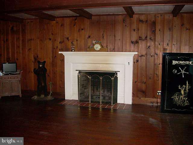 845 Locust Grove Road Middletown, PA 17057 - Photo 4 of 12 Gallery Image 4