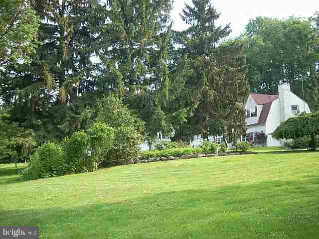 845 Locust Grove Road Middletown, PA 17057 - Photo 9 of 12 Gallery Image 9