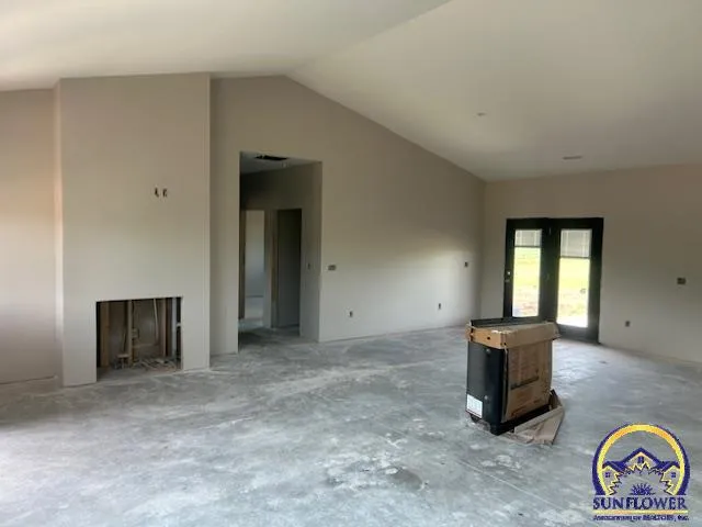 $489,000 | 2113 Rd J7, Emporia, KS 66801