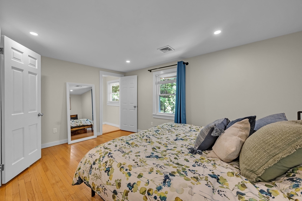 103 Newtown Road Acton, MA 01720 - Photo 12 of 34
