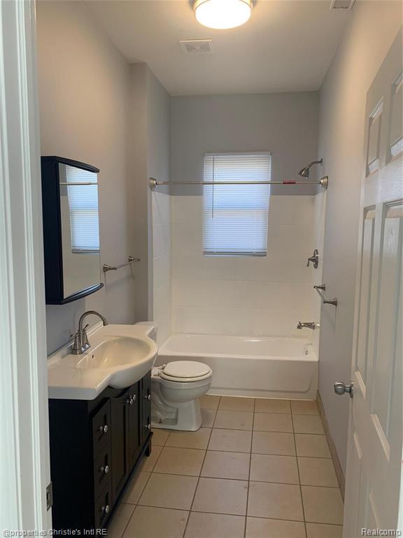 2028 24th Street, Unit 1F Detroit, MI 48216 - Photo 8 of 12