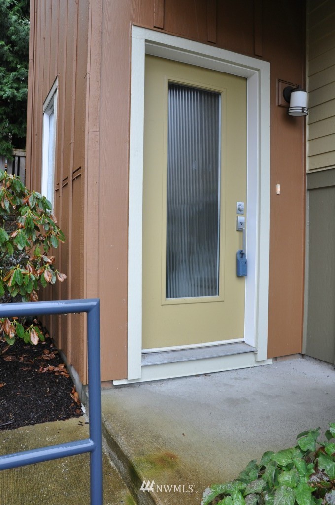 99 Cougar Ridge Road Northwest, Unit 1601 Issaquah, WA 98027 - Photo 2 of 17