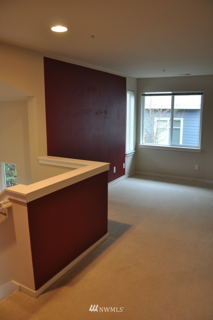 99 Cougar Ridge Road Northwest, Unit 1601 Issaquah, WA 98027 - Photo 13 of 17