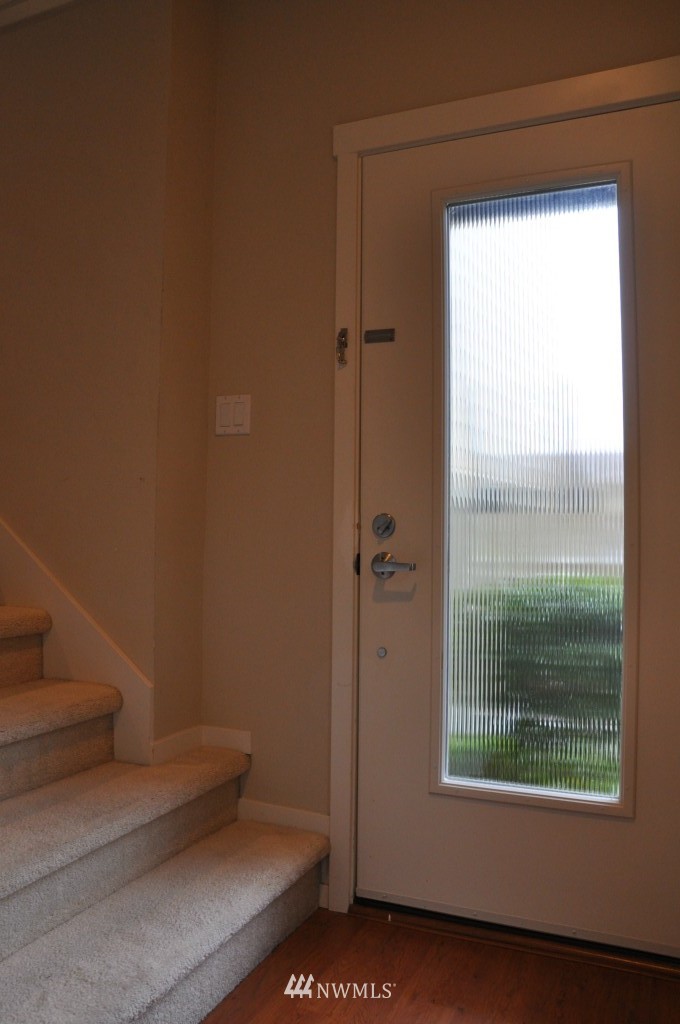 99 Cougar Ridge Road Northwest, Unit 1601 Issaquah, WA 98027 - Photo 15 of 17