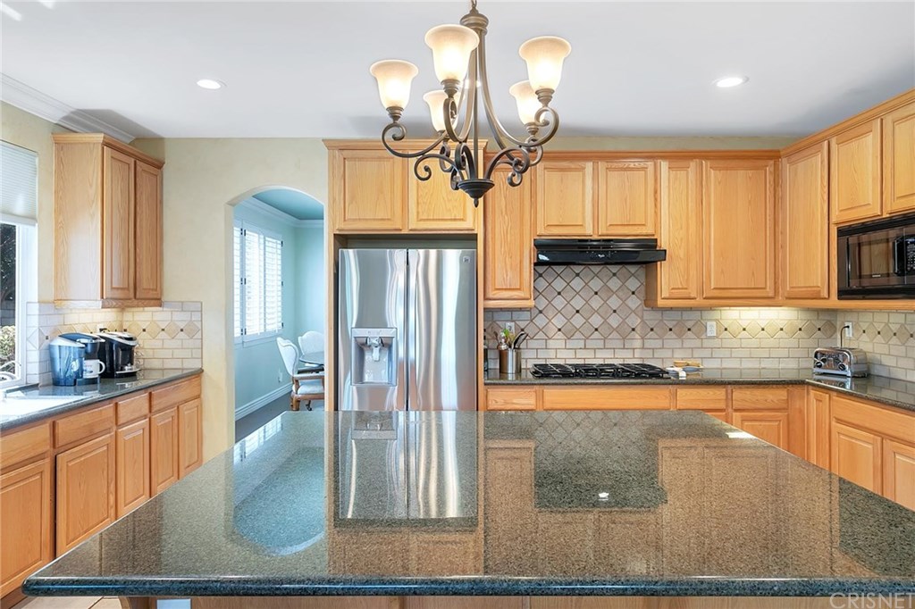 26575 Shakespeare Lane Stevenson Ranch, CA 91381 - Photo 11 of 32 Gallery Image 11