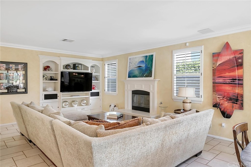 26575 Shakespeare Lane Stevenson Ranch, CA 91381 - Photo 14 of 32 Gallery Image 14