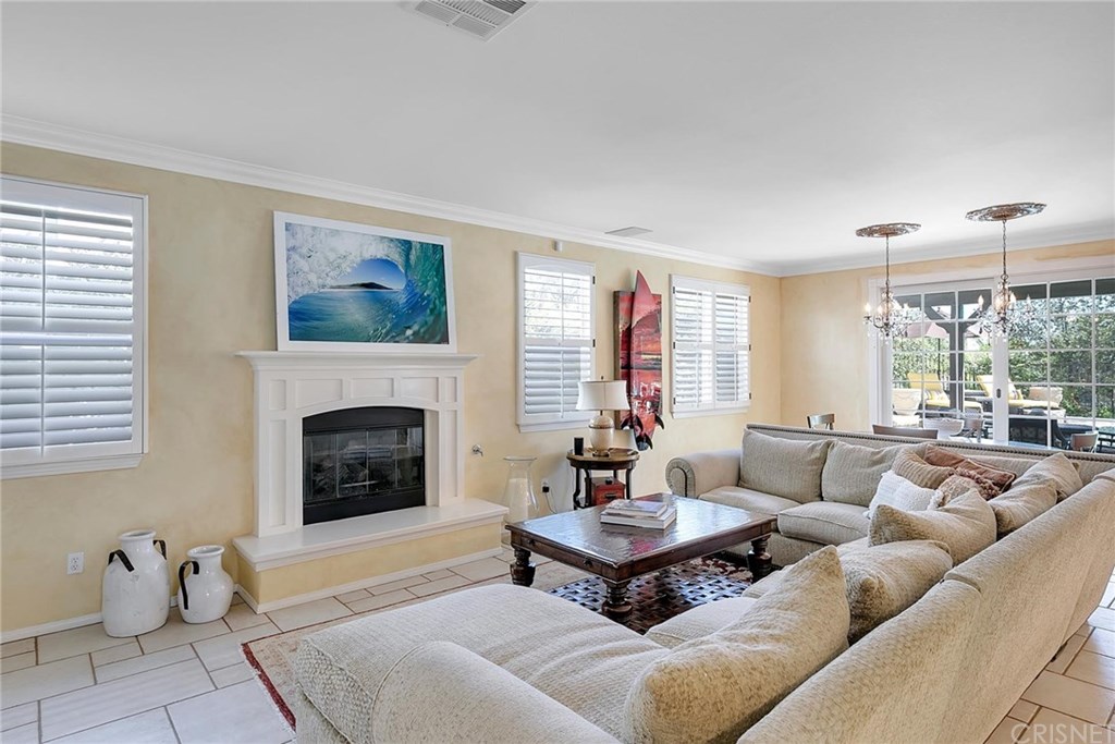 26575 Shakespeare Lane Stevenson Ranch, CA 91381 - Photo 15 of 32 Gallery Image 15