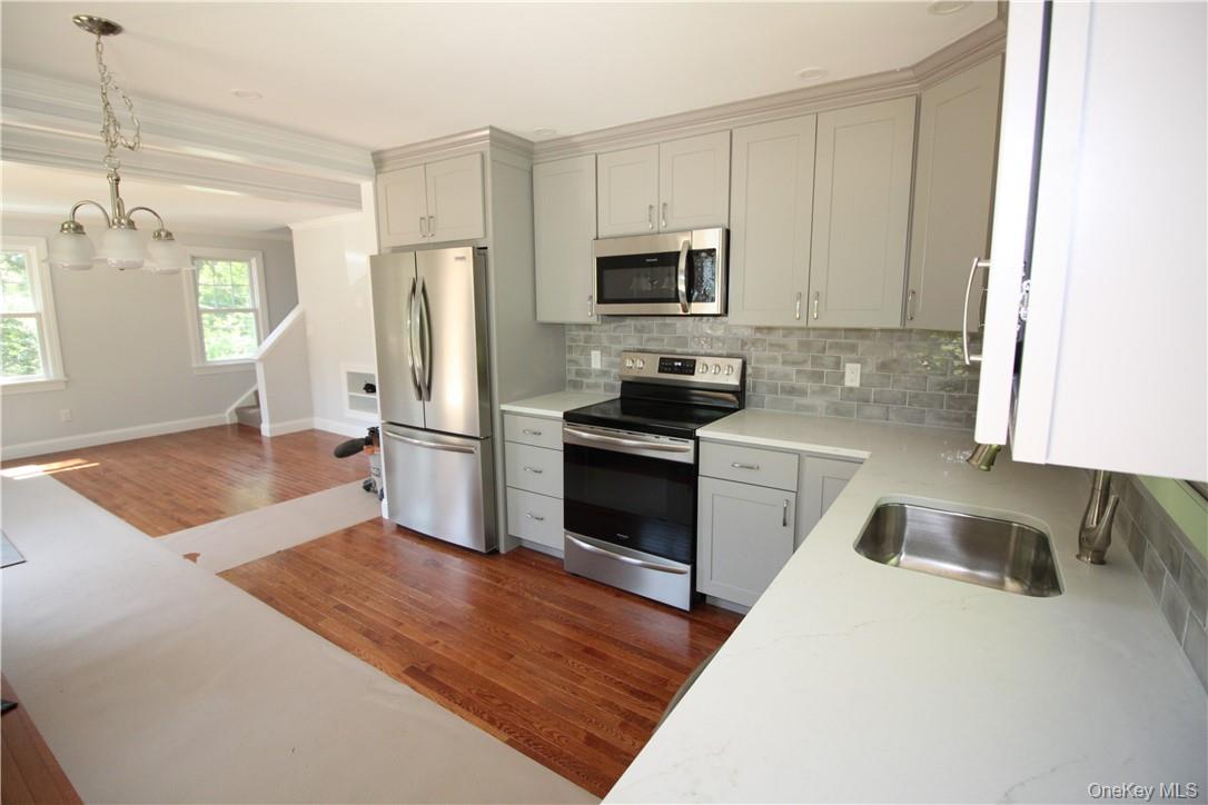 691 Long Pond Road Mahopac, NY 10541 - Photo 10 of 32