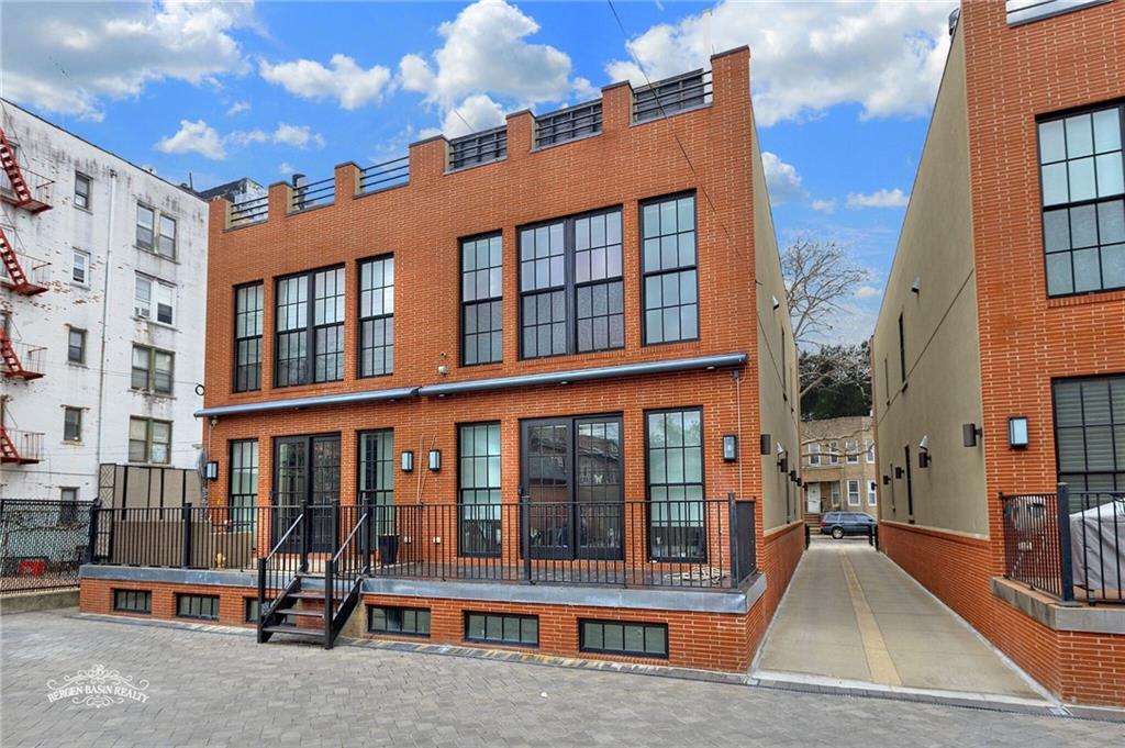 348 93rd Street, Unit 1B Brooklyn, NY 11209 - Photo 2 of 15