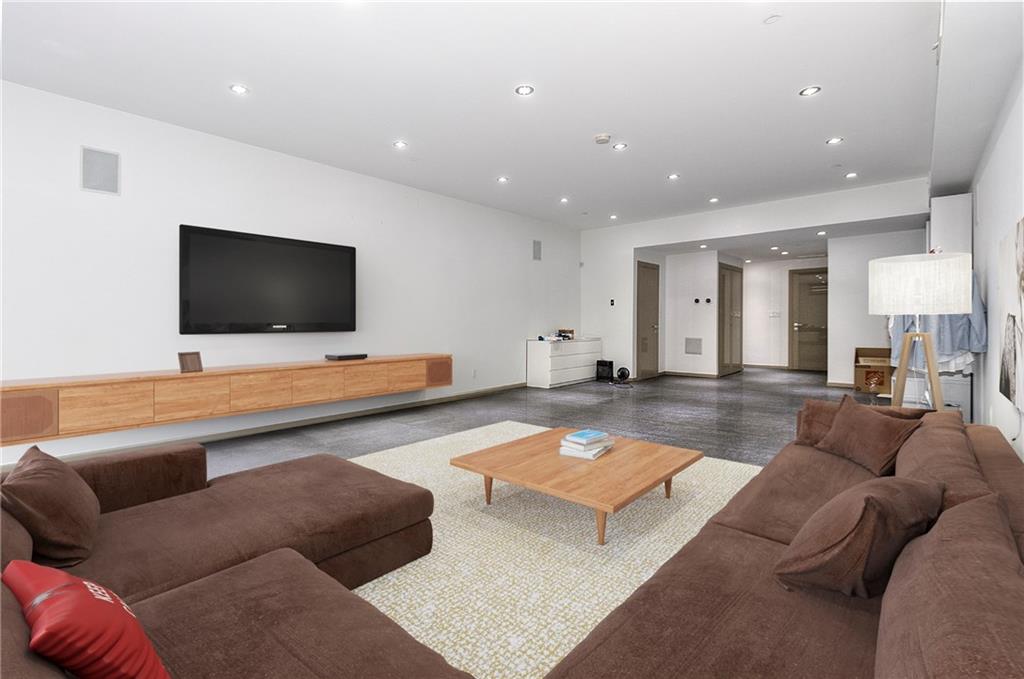 348 93rd Street, Unit 1B Brooklyn, NY 11209 - Photo 13 of 15