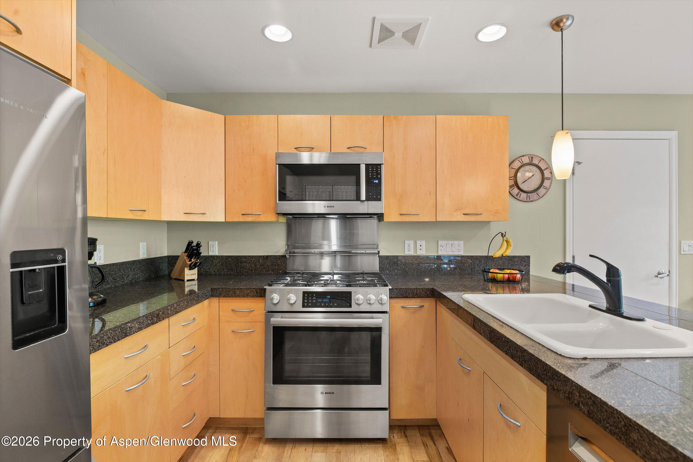 382 Branding Way Basalt, CO 81621 - Photo 6 of 22 09-382BrandingWay_2609_0803