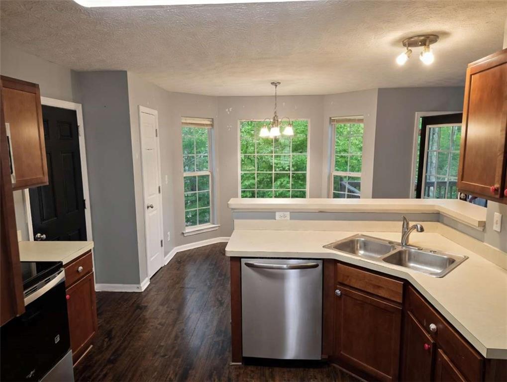 605 Michael Circle Monroe, GA 30655 - Photo 2 of 8