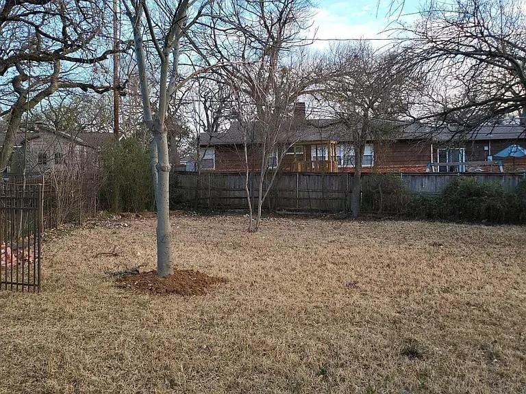 5728 Rockhill Road Fort Worth, TX 76112 - Photo 30 of 31