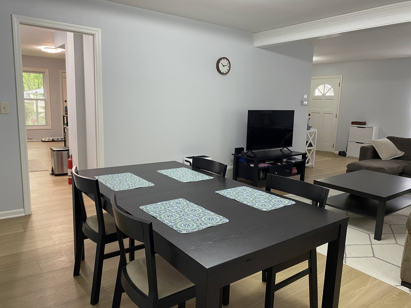 1408 Killdeer Drive Naperville, IL 60565 - Photo 21 of 43 a view of a dining room with a table and chairs