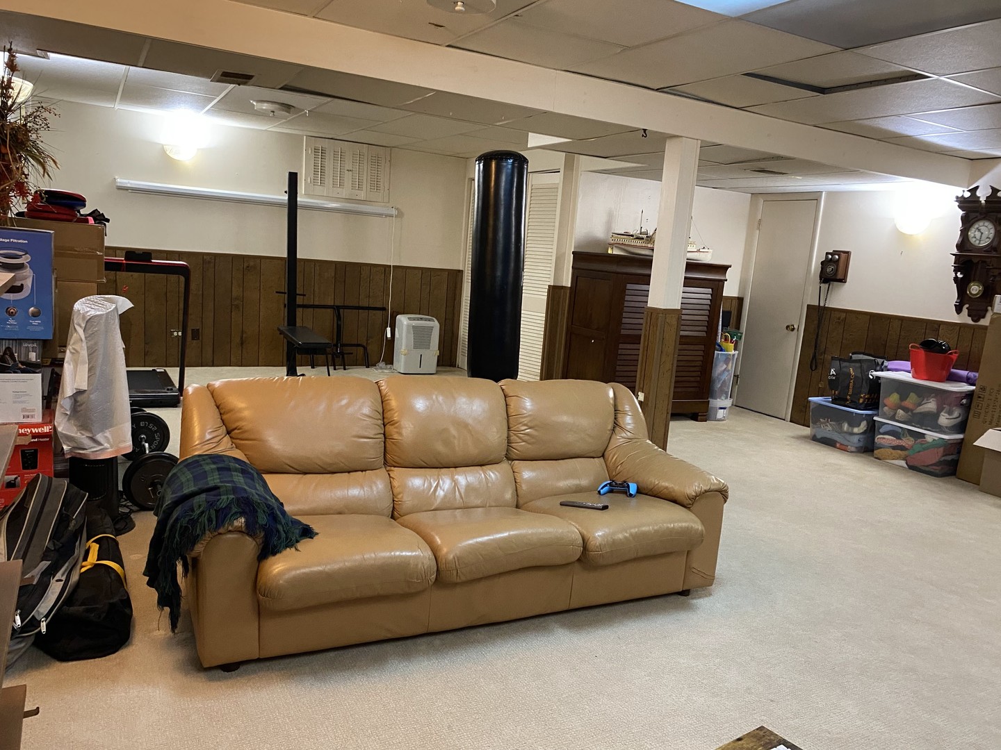 1408 Killdeer Drive Naperville, IL 60565 - Photo 37 of 43 a living room with furniture and a flat screen tv