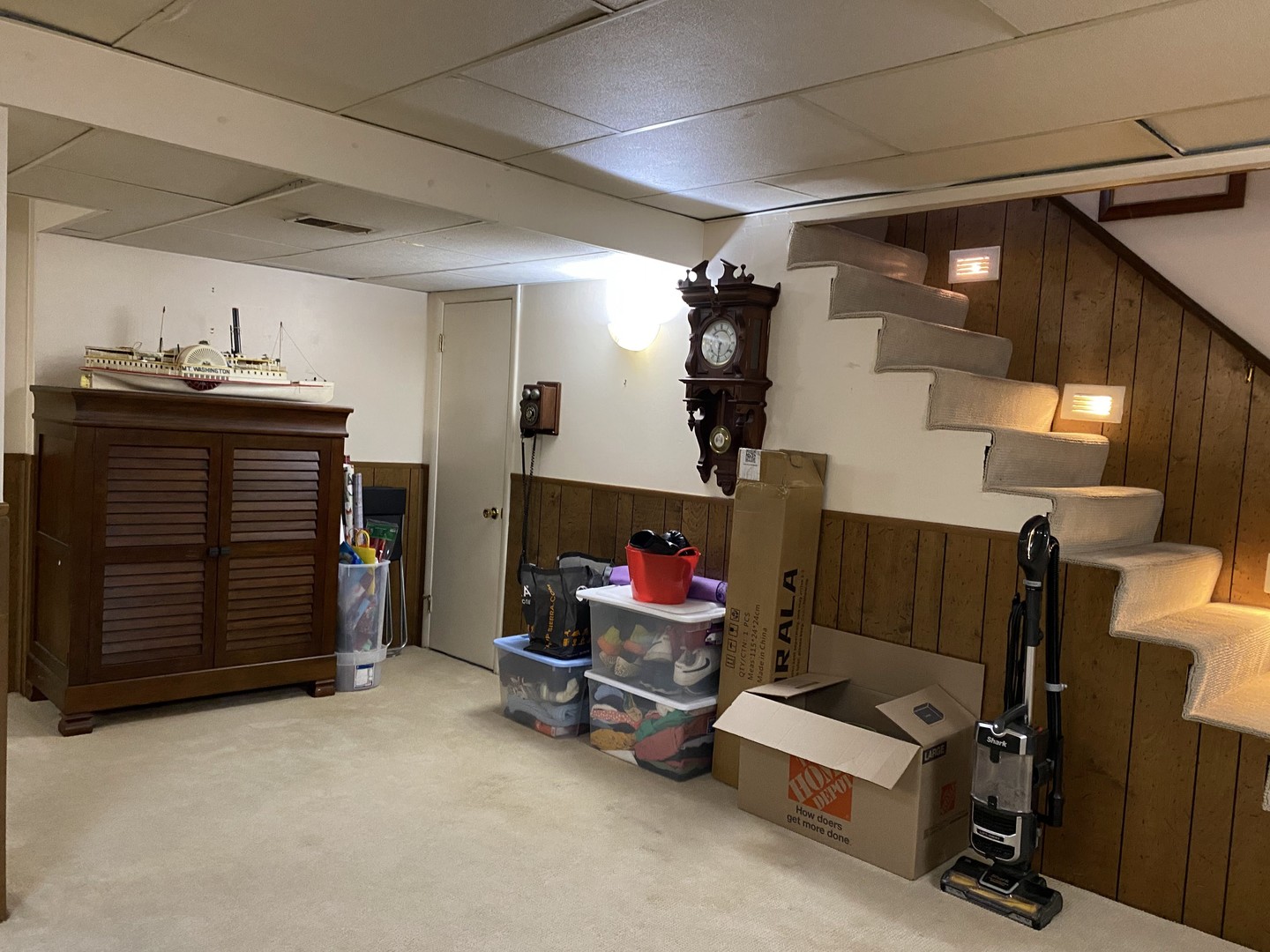 1408 Killdeer Drive Naperville, IL 60565 - Photo 43 of 43 a room with furniture and air hockey table