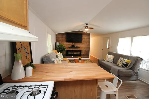 $265,000 | 8956 Oakland Sang Run Road, Oakland, MD 21550