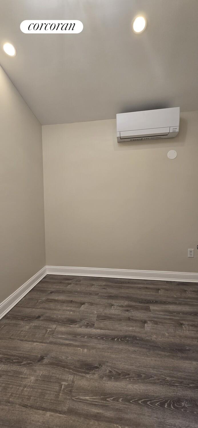 162-16 77th Road, Unit 2 Queens, NY 11366 - Photo 16 of 28