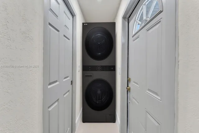 $449,000 | 3220 Northwest 16th Street, Lauderhill, FL 33311