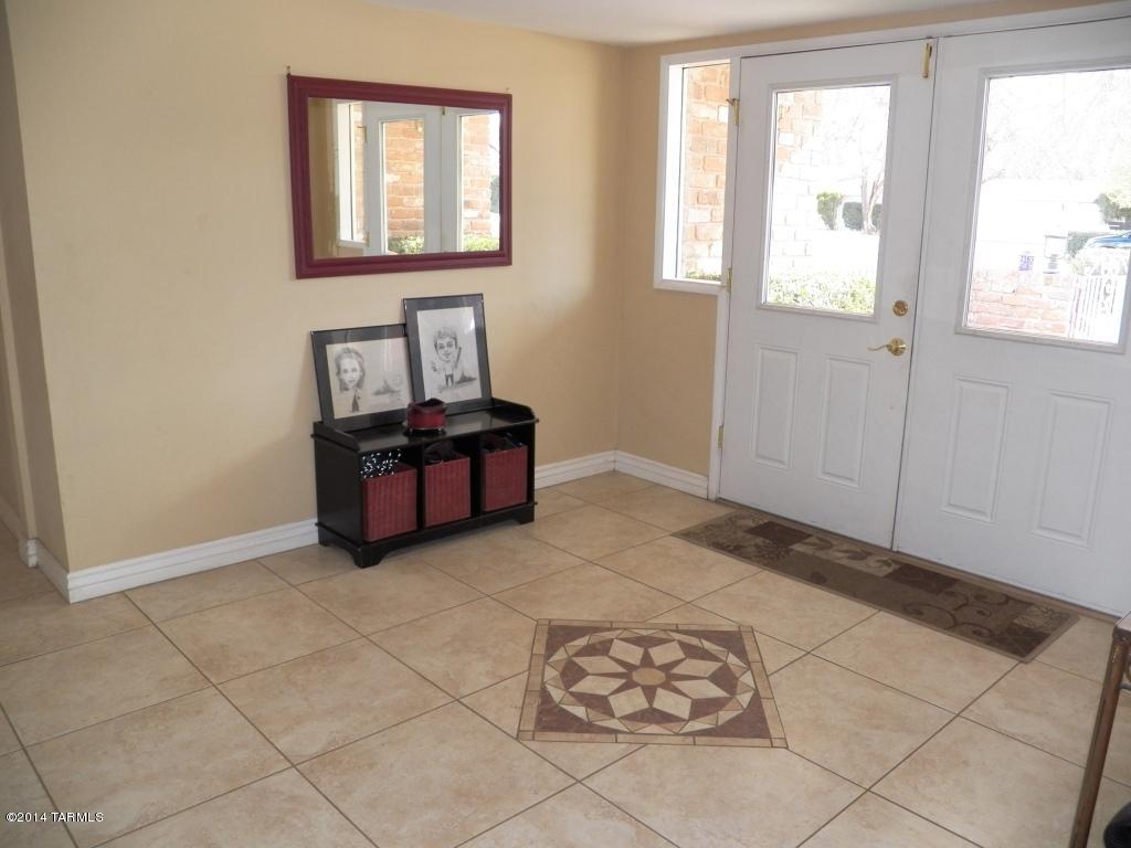 12025 East Barbary Coast Road Tucson, AZ 85749 - Photo 5 of 24