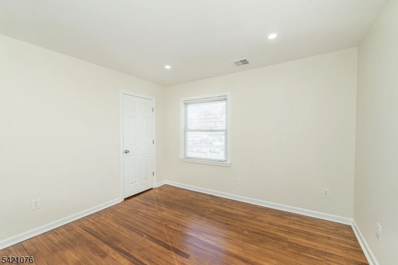 116 Franklin Street, Unit 2 Bloomfield, NJ 07003 - Photo 9 of 13