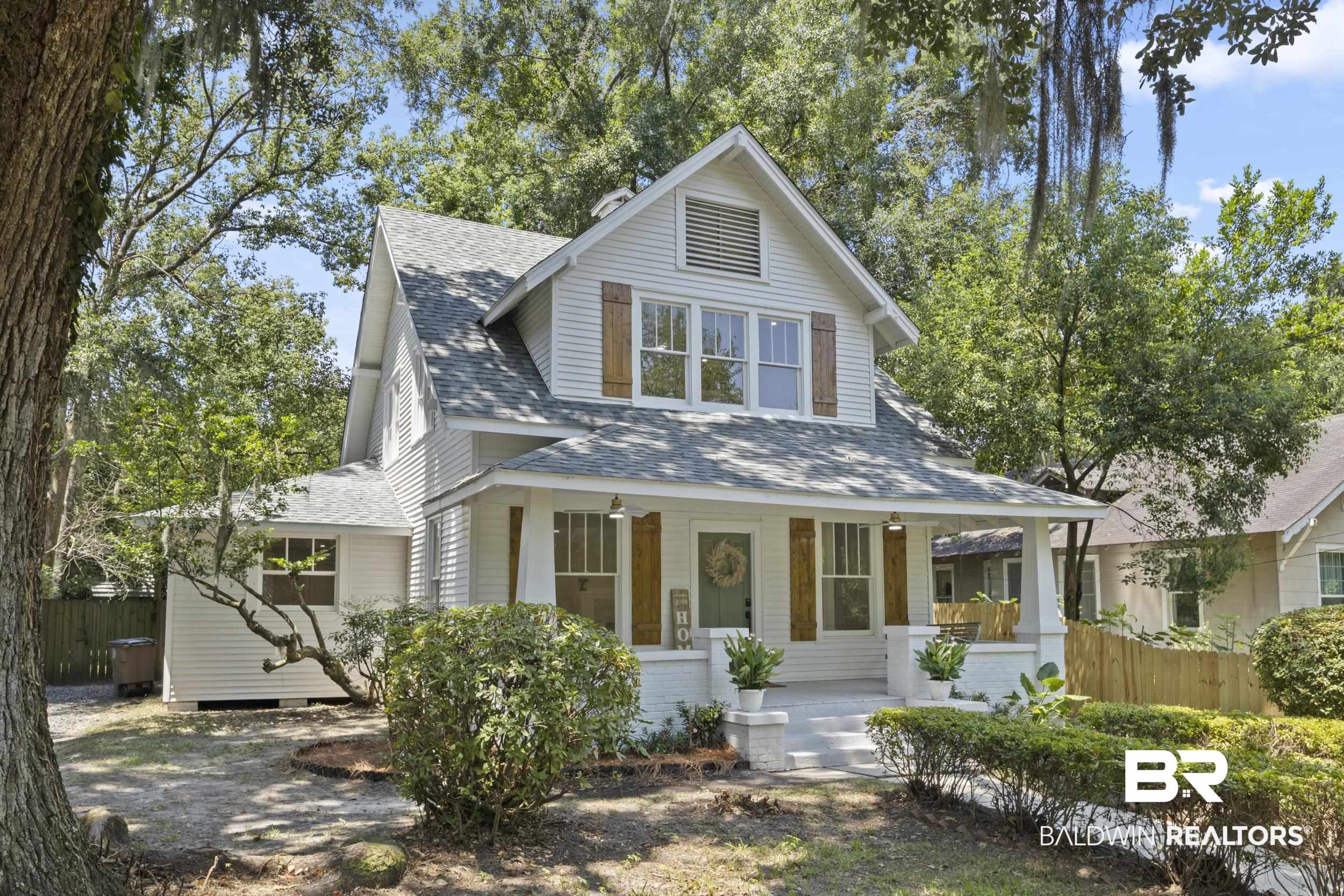 315 Park Avenue Mobile, AL 36607 - Photo 2 of 27 View of front of house featuring a porch