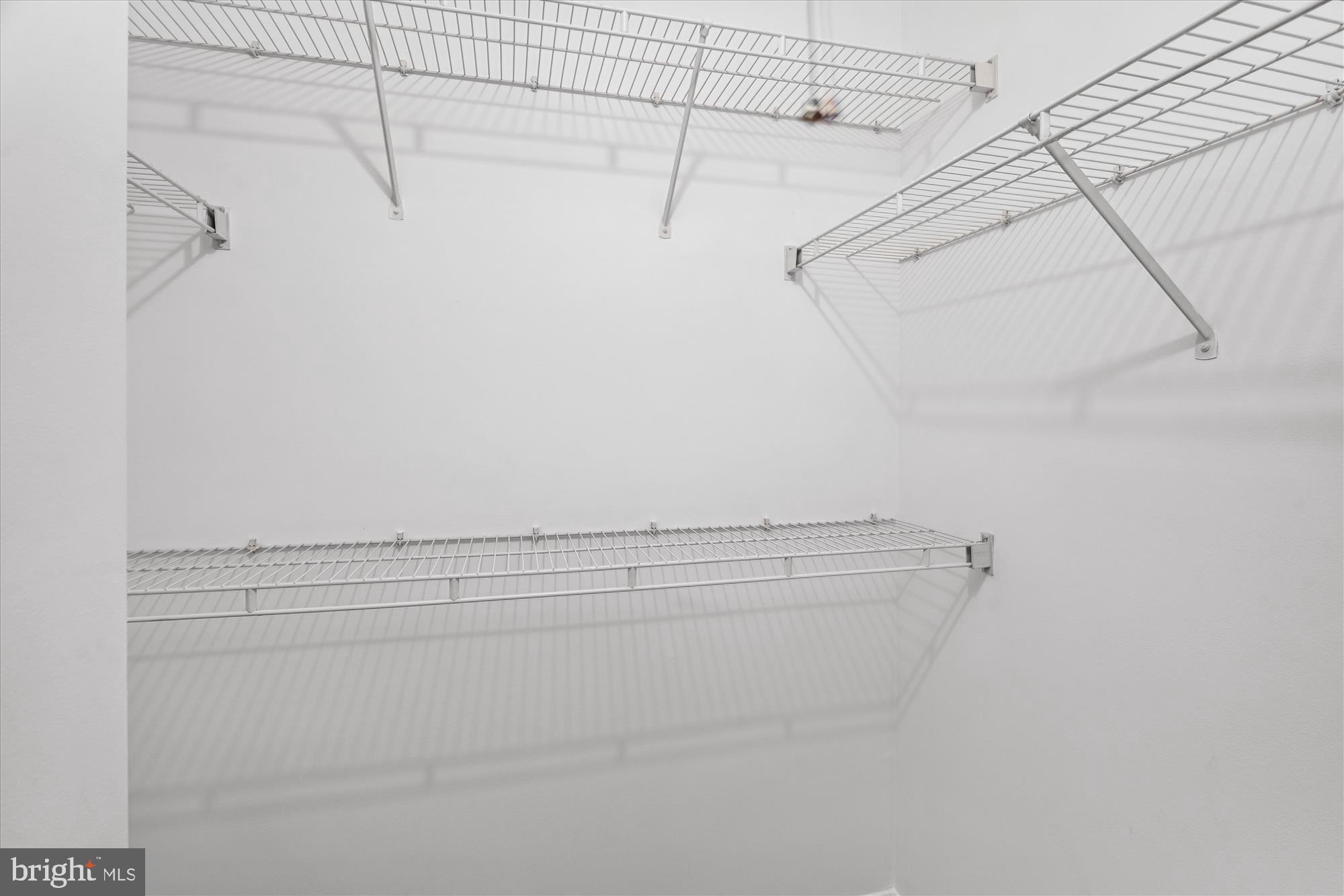 986 Breakwater Drive Annapolis, MD 21403 - Photo 21 of 31 a view of small space