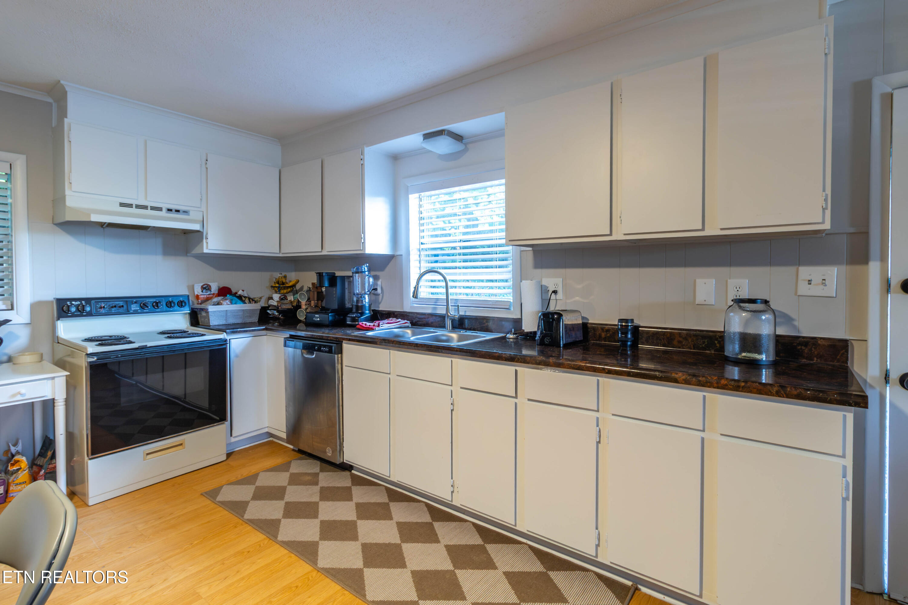 5524 Carter Road Knoxville, TN 37918 - Photo 46 of 57 1U6A5436