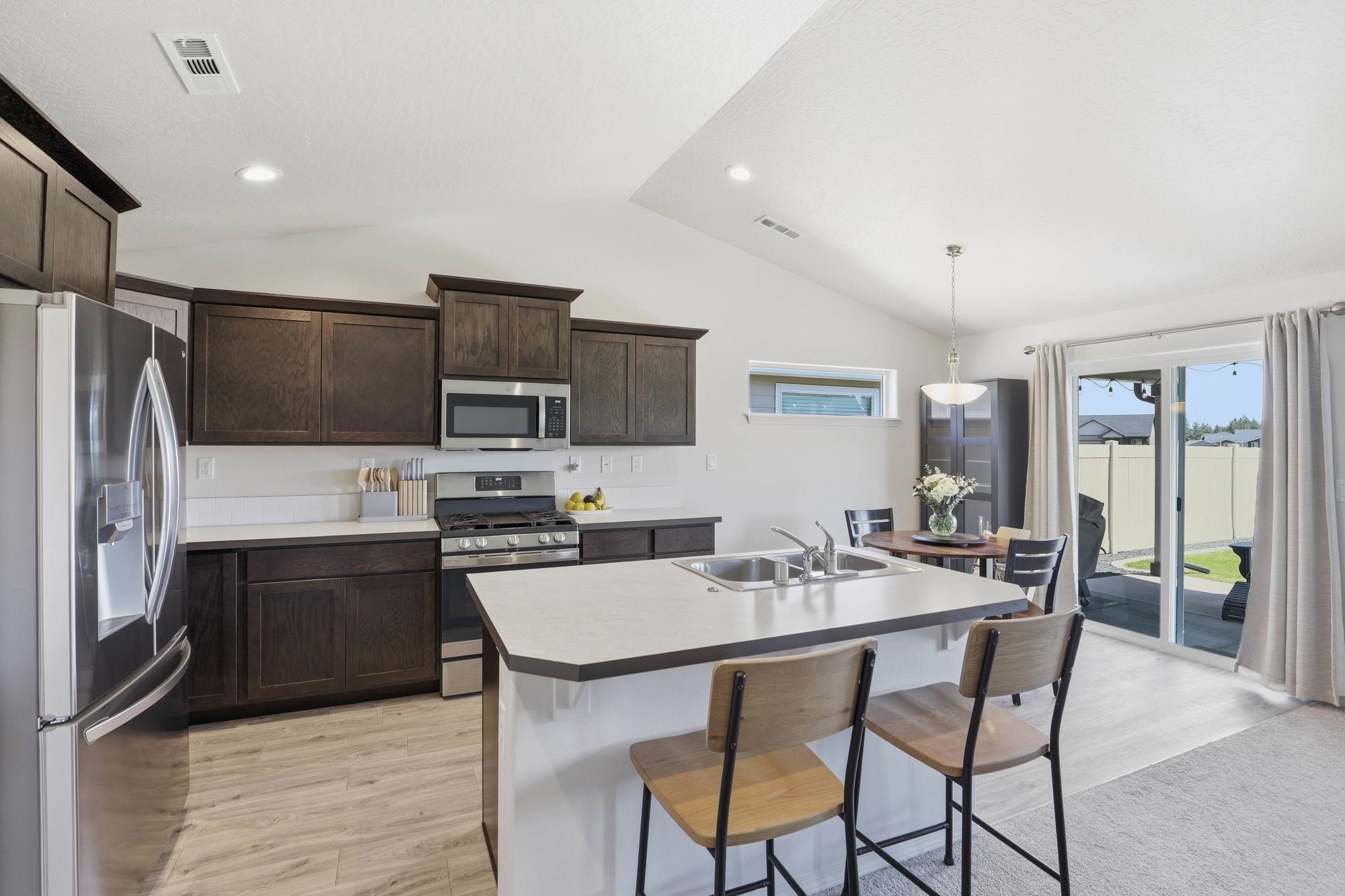 5815 South Dowdy Road Spokane, WA 99224 - Photo 4 of 29