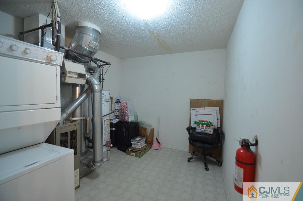 65 Inverness Drive Edison, NJ 08820 - Photo 12 of 12 Gallery Image 12