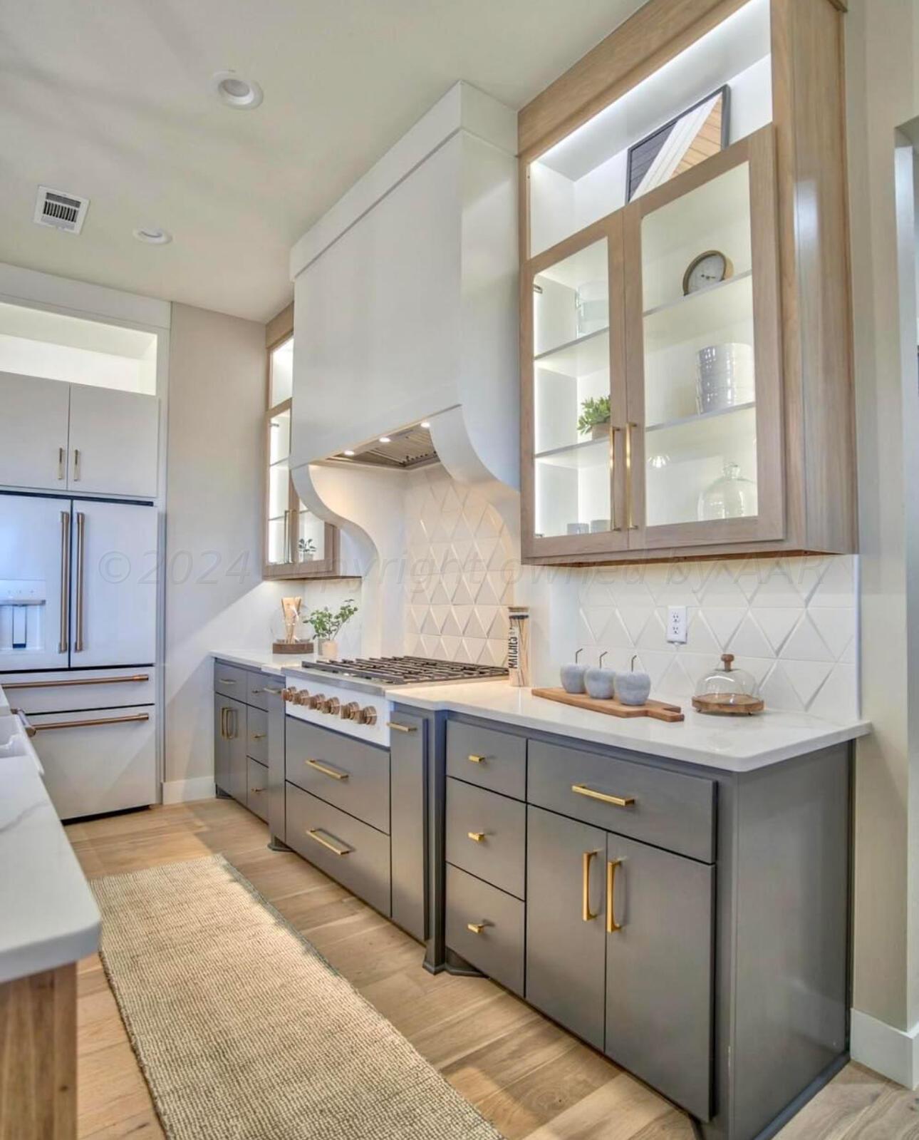 19181 Buck Springs Road Amarillo, TX 79119 - Photo 32 of 86 a spacious bathroom with a granite countertop sink mirror and a