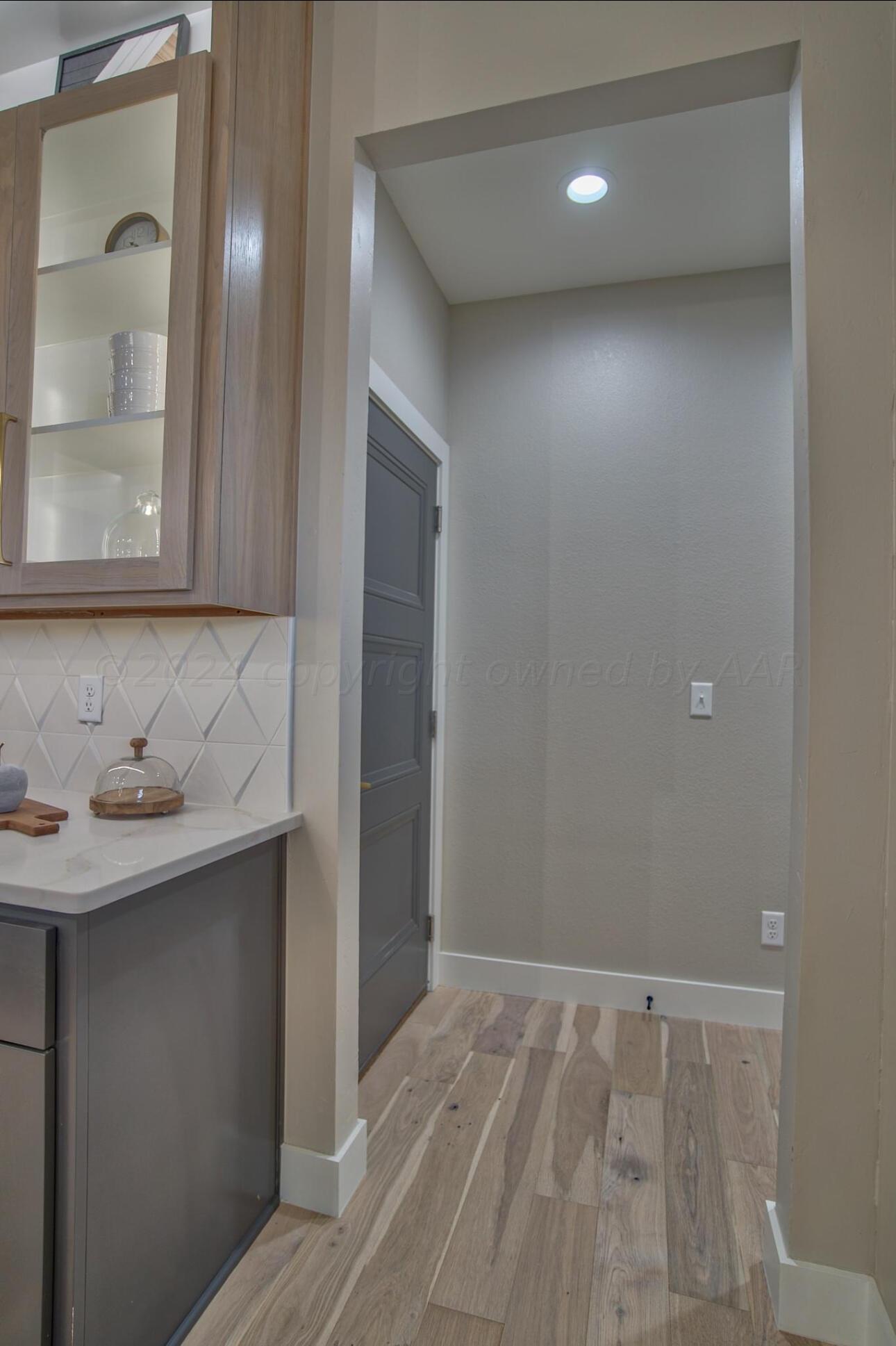 19181 Buck Springs Road Amarillo, TX 79119 - Photo 51 of 86 a bathroom with a sink and a mirror
