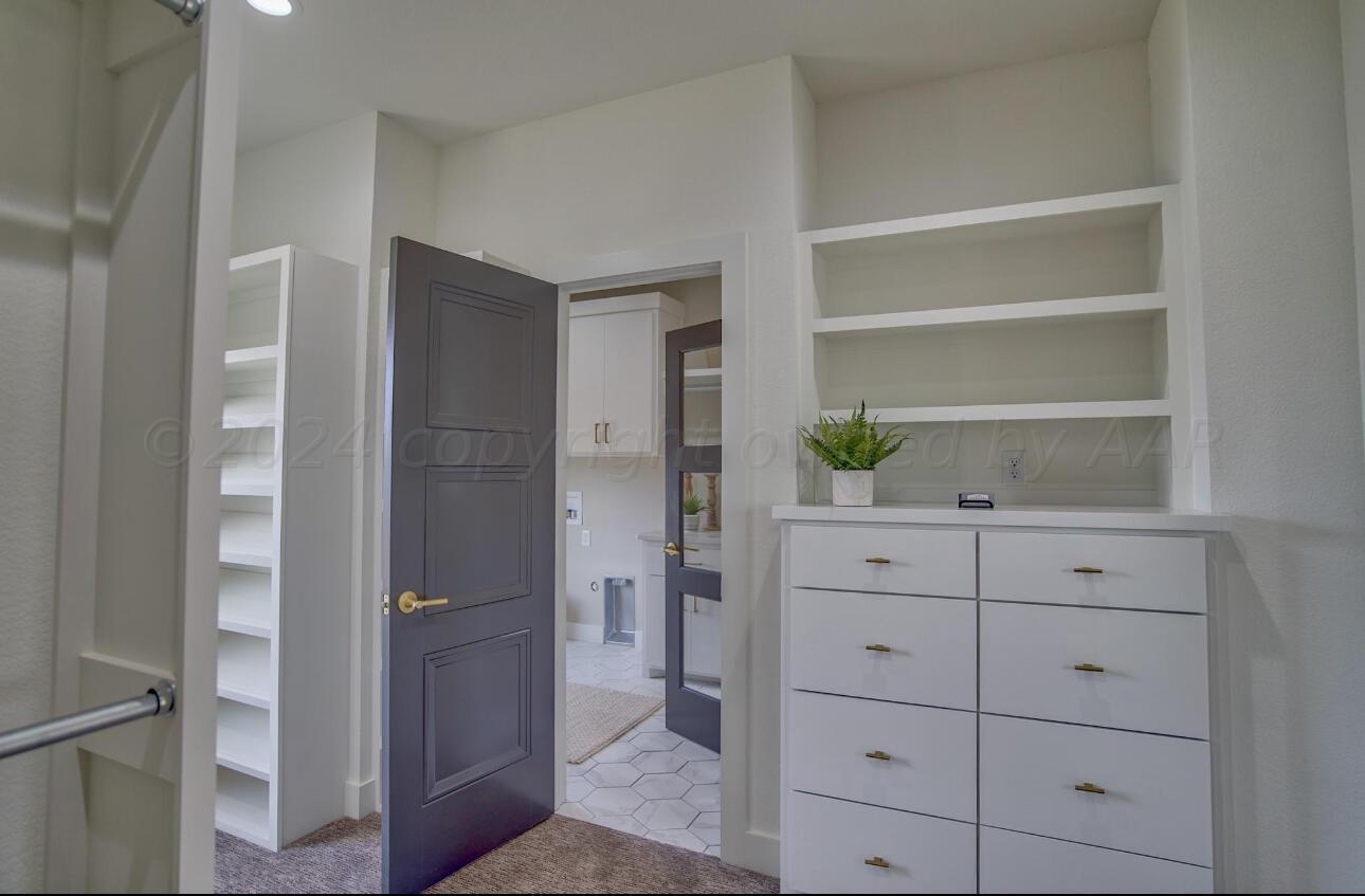 19181 Buck Springs Road Amarillo, TX 79119 - Photo 70 of 86 Master Closet