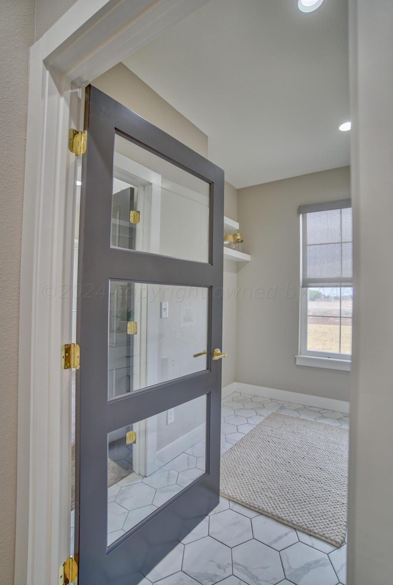 19181 Buck Springs Road Amarillo, TX 79119 - Photo 74 of 86 Laundry