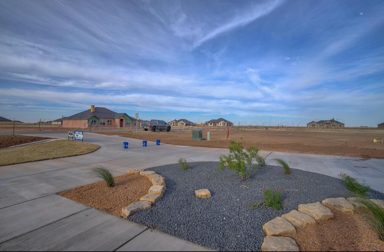 19181 Buck Springs Road Amarillo, TX 79119 - Photo 85 of 86 Driveway / Flower Bed