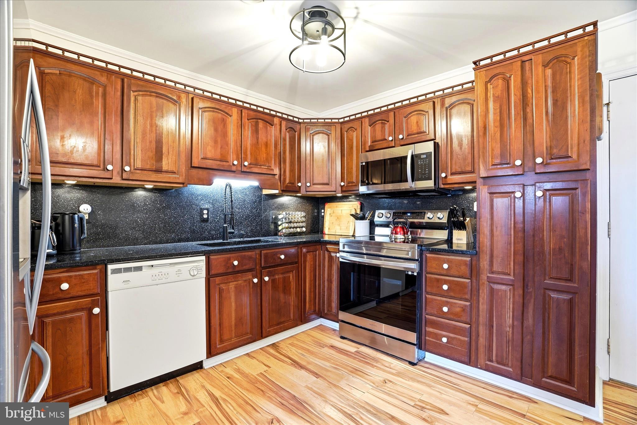 7625 Mountain Laurel Road Boonsboro, MD 21713 - Photo 8 of 47 Kitchen